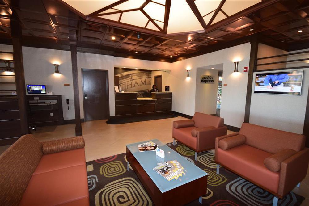Best Western Plus Waltham Boston Interior photo