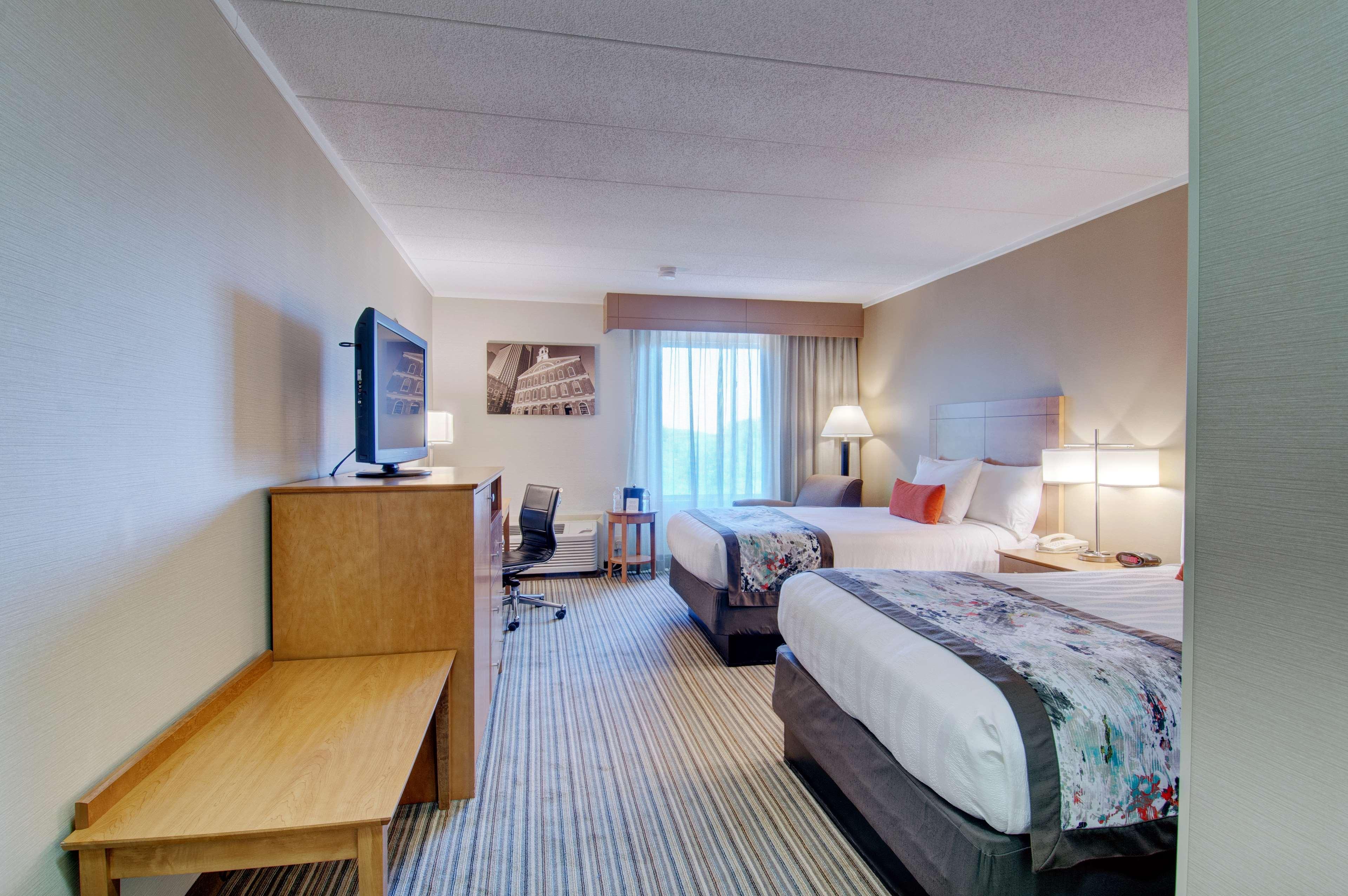 Best Western Plus Waltham Boston Exterior photo